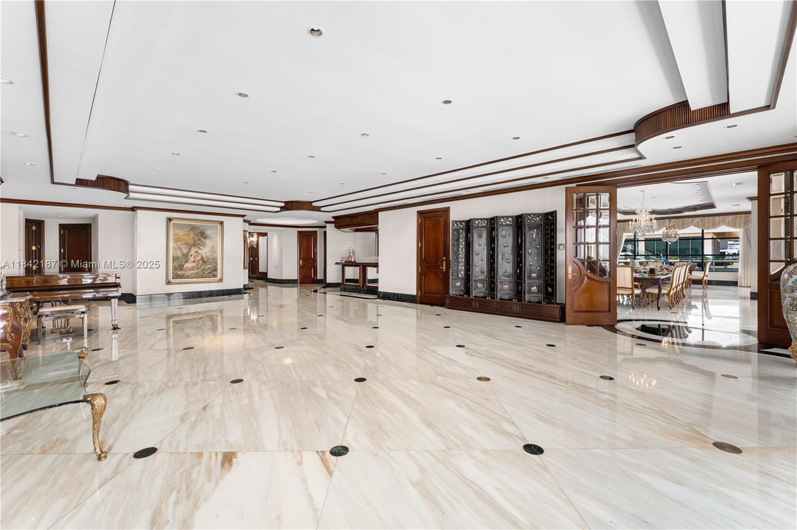 Miami Beach, Florida, 33140, United States, 4 Bedrooms Bedrooms, ,7 BathroomsBathrooms,Residential,For Sale,1895466