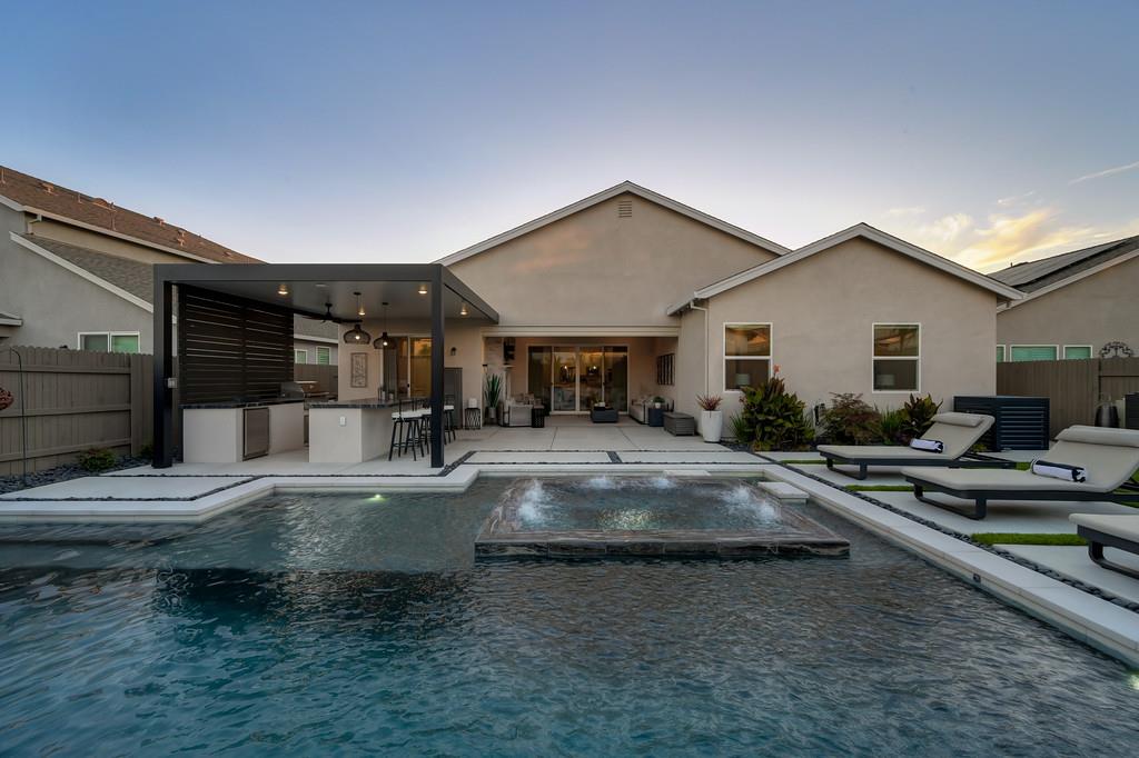 Roseville, California, 95747, United States, 4 Bedrooms Bedrooms, ,4 BathroomsBathrooms,Residential,For Sale,1927249