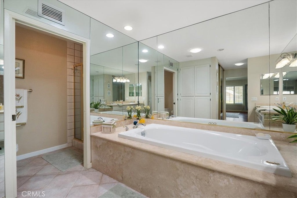 Fallbrook, California, 92028, United States, 2 Bedrooms Bedrooms, ,2 BathroomsBathrooms,Residential,For Sale,1786026