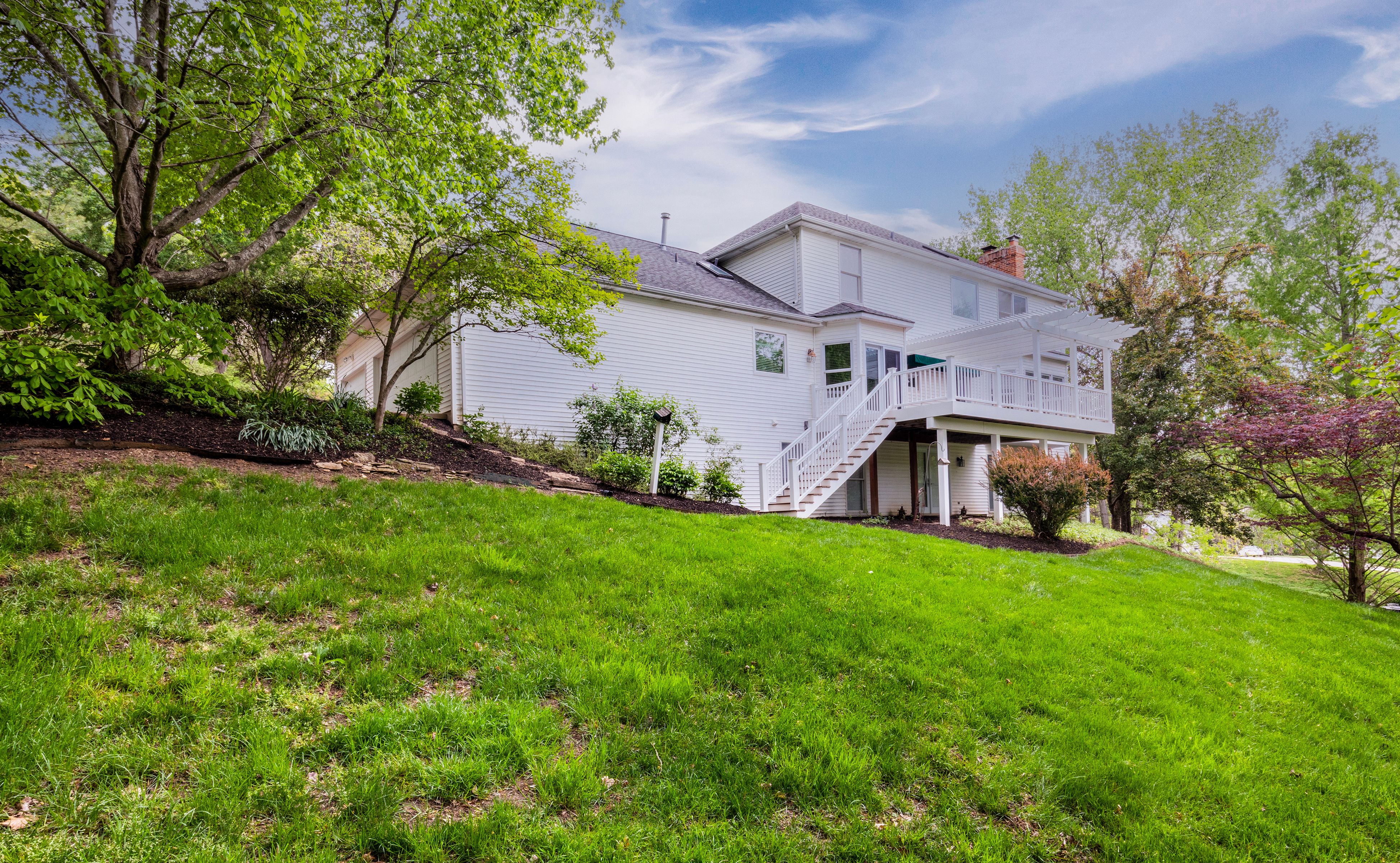  Luxurious Estate with Stunning Features and Prime Location - 物件實景