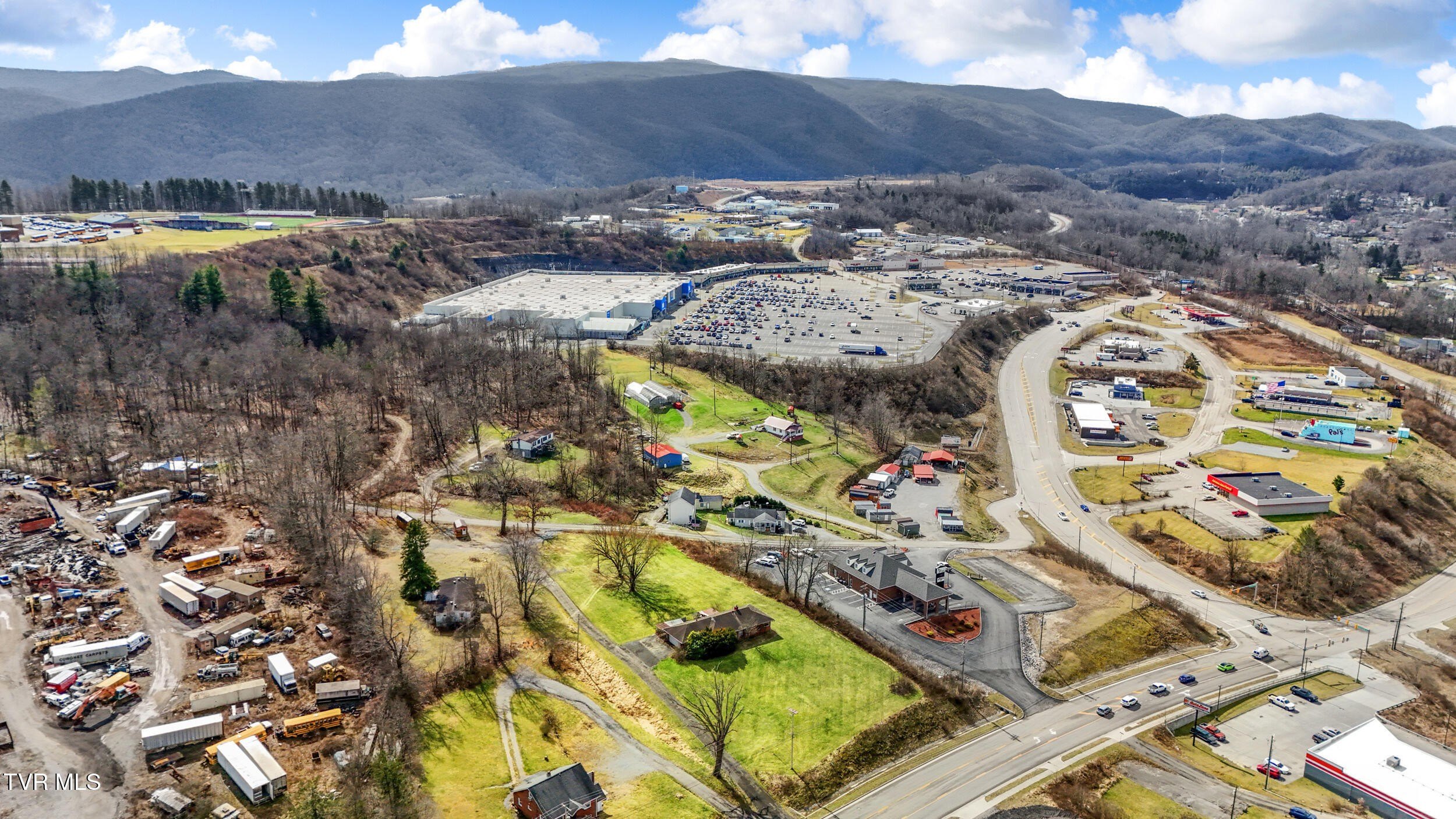 Norton, Virginia, 24273, United States, ,Residential,For Sale,1982727