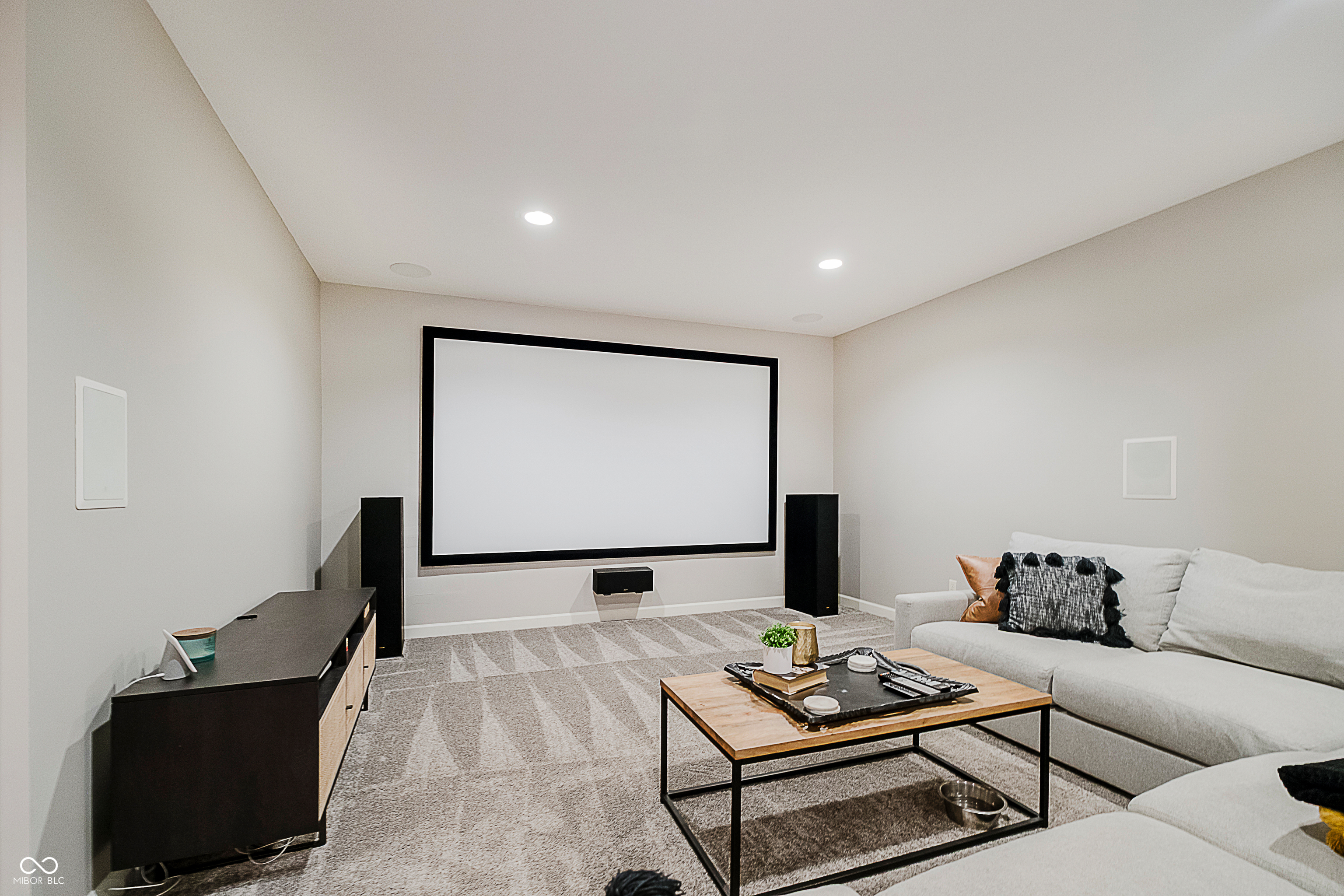 Fishers, Indiana, 46040, United States, 5 Bedrooms Bedrooms, ,5 BathroomsBathrooms,Residential,For Sale,1980240