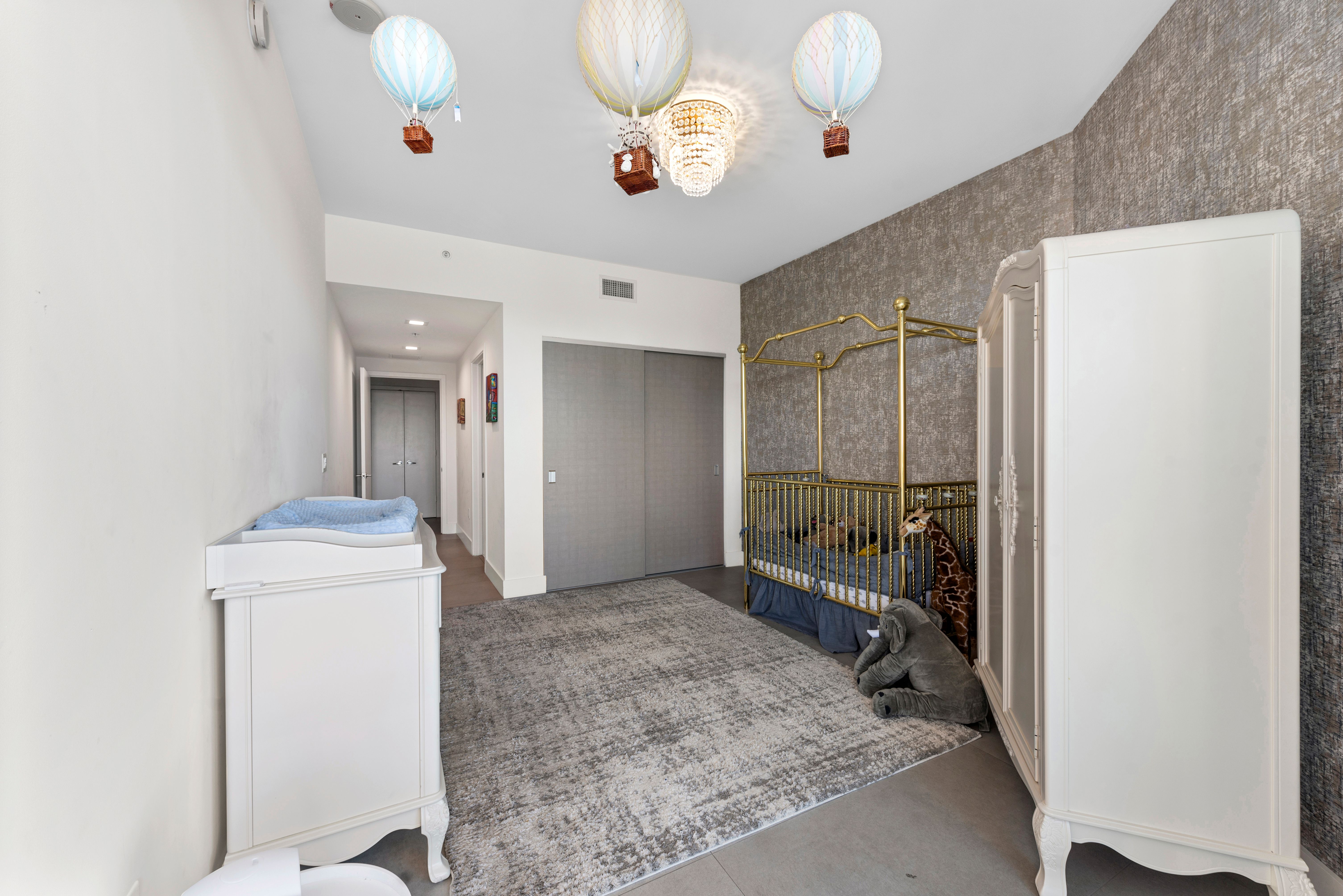  17111 Biscayne Blvd, North Miami Beach, FL, 33160 - 物件實景