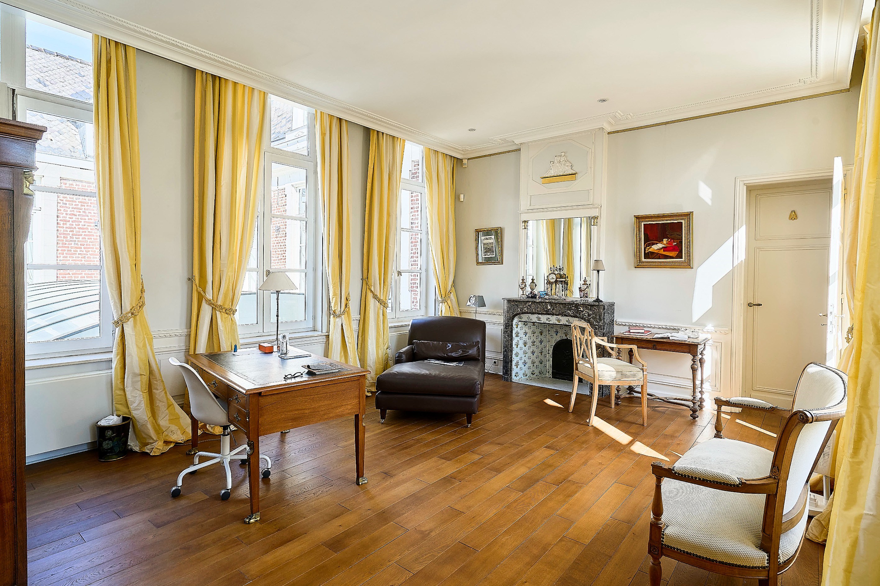  Vieux Lille , Family -friendly 1100 sq m in the attractive area of Vieux-Lille - 物件實景