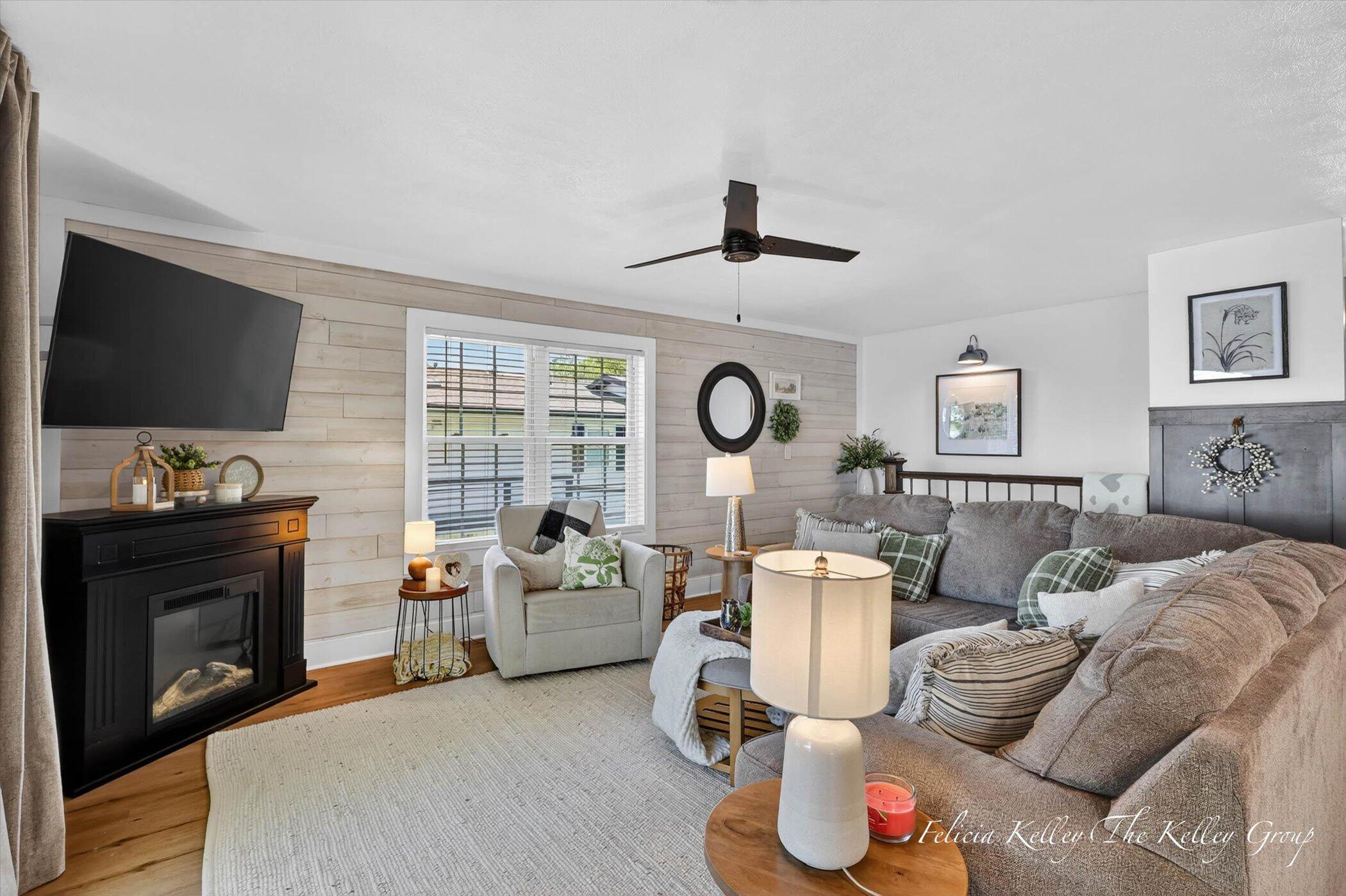 Howard City, Michigan, 49329, United States, 3 Bedrooms Bedrooms, ,1 BathroomBathrooms,Residential,For Sale,2048764