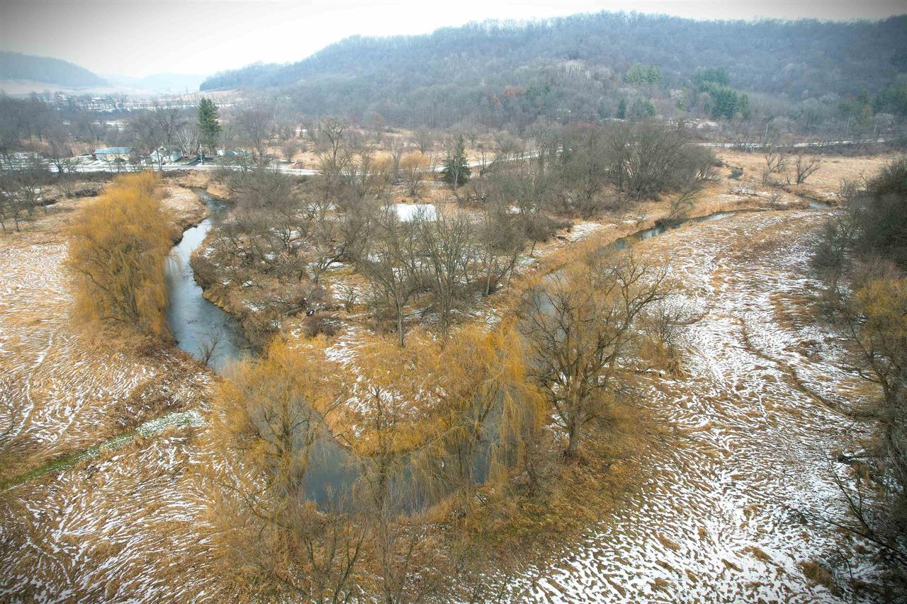 Blue River, Wisconsin, 53518, United States, 3 Bedrooms Bedrooms, ,3 BathroomsBathrooms,Residential,For Sale,2009301