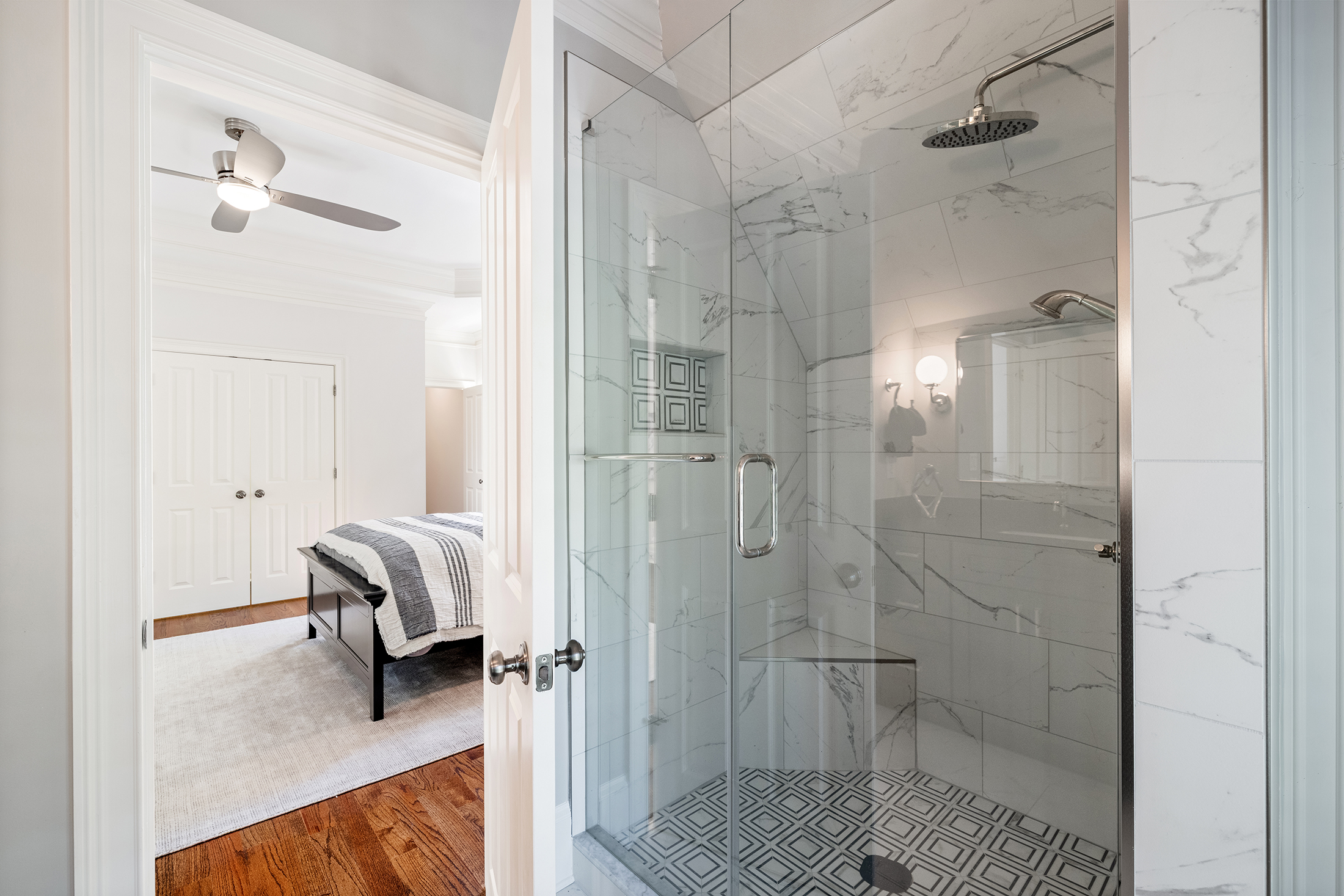  Located Within the Gated Greystone Farms Community in Milton - 物件實景