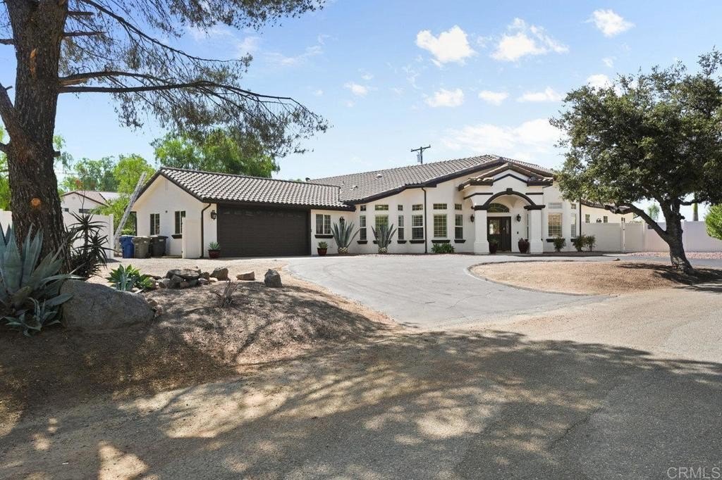 Alpine, California, 91901, United States, 4 Bedrooms Bedrooms, ,4 BathroomsBathrooms,Residential,For Sale,1905868