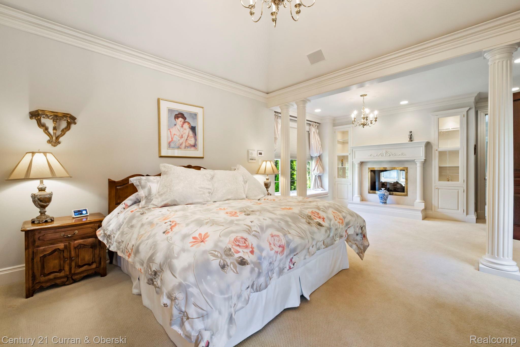 Northville, Michigan, 48168, United States, 5 Bedrooms Bedrooms, ,6 BathroomsBathrooms,Residential,For Sale,2023704