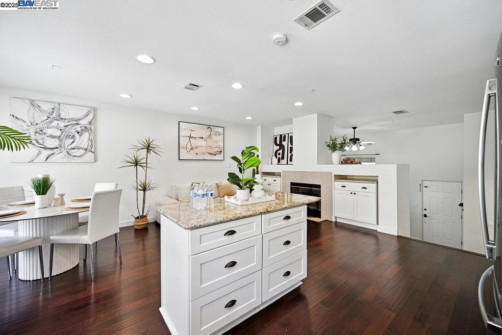 Dublin, California, 94568, United States, 3 Bedrooms Bedrooms, ,2 BathroomsBathrooms,Residential,For Sale,1987848