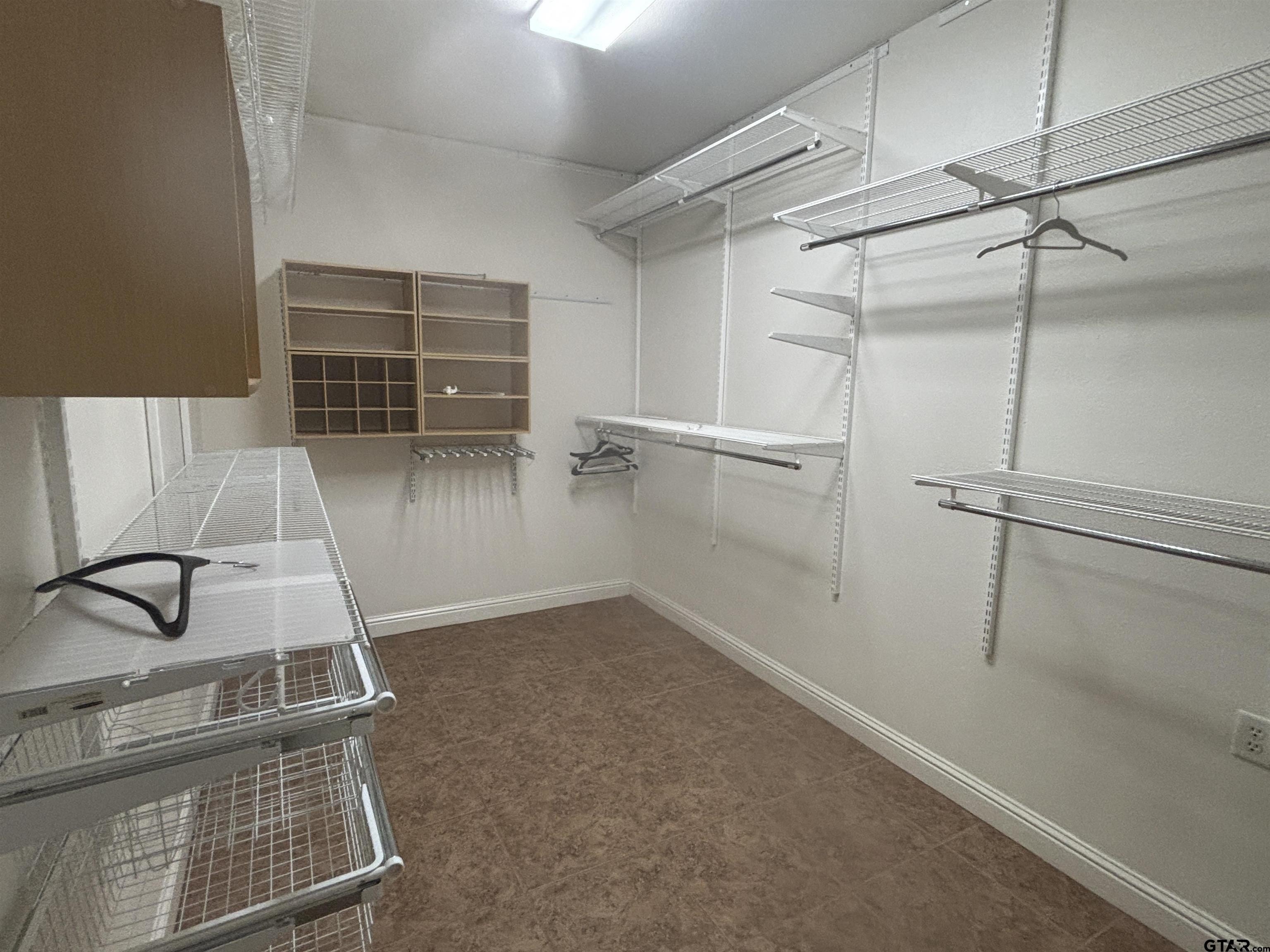 Pittsburg, Texas, 75686, United States, 3 Bedrooms Bedrooms, ,2 BathroomsBathrooms,Residential,For Sale,1980998