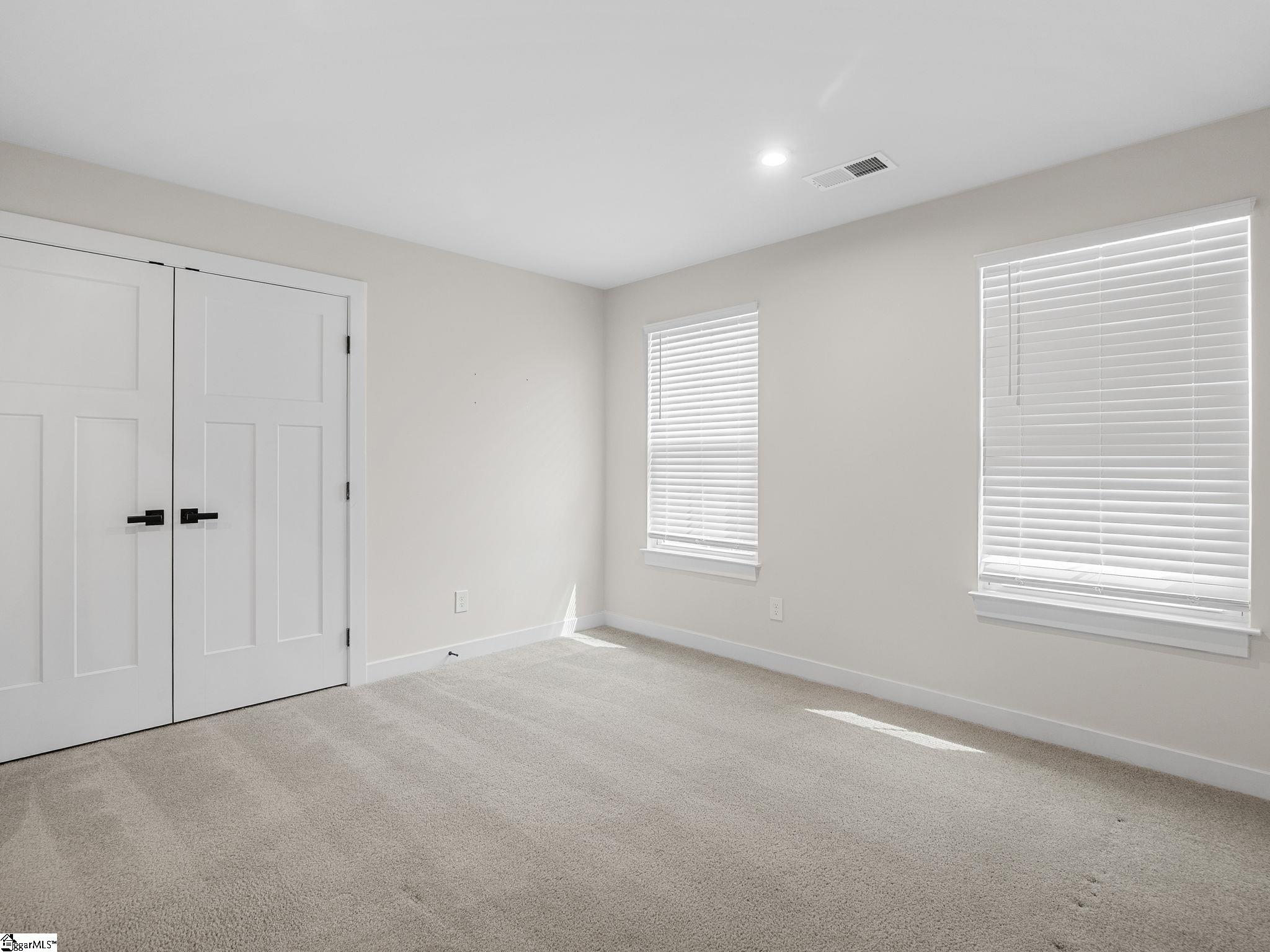 Woodruff, South Carolina, 29388, United States, 5 Bedrooms Bedrooms, ,4 BathroomsBathrooms,Residential,For Sale,1890519