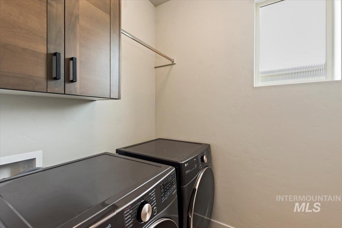 3000 Trailwood Way, Boise, Idaho, 83716, United States, 3 Bedrooms Bedrooms, ,3 BathroomsBathrooms,Residential,For Sale,3000 Trailwood Way,1436837