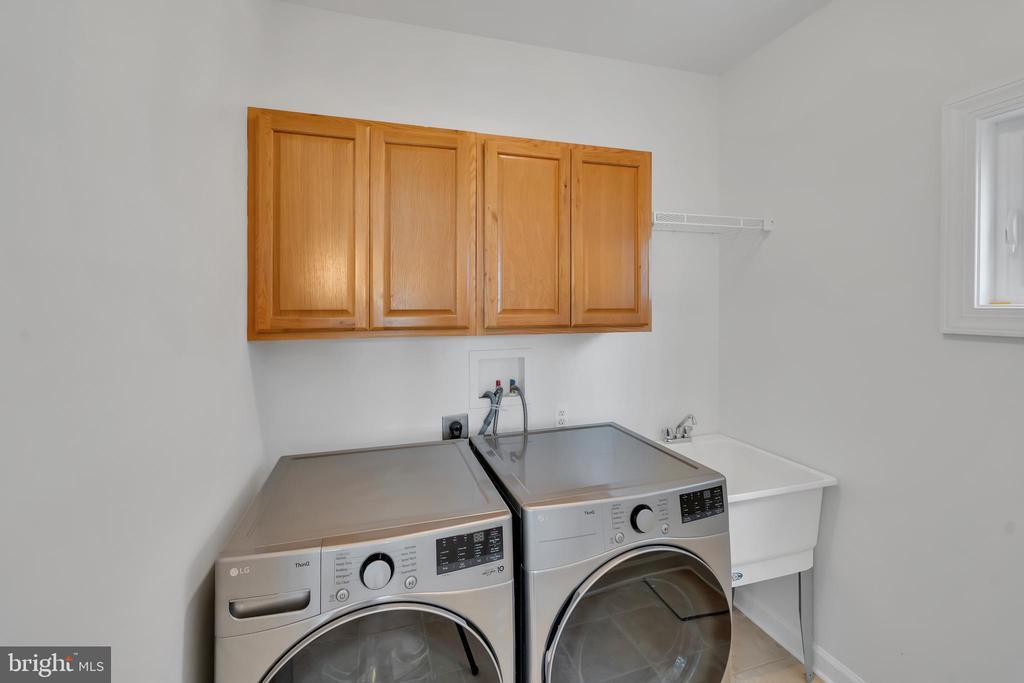 Milton, Delaware, 19968, United States, 4 Bedrooms Bedrooms, ,4 BathroomsBathrooms,Residential,For Sale,1901240