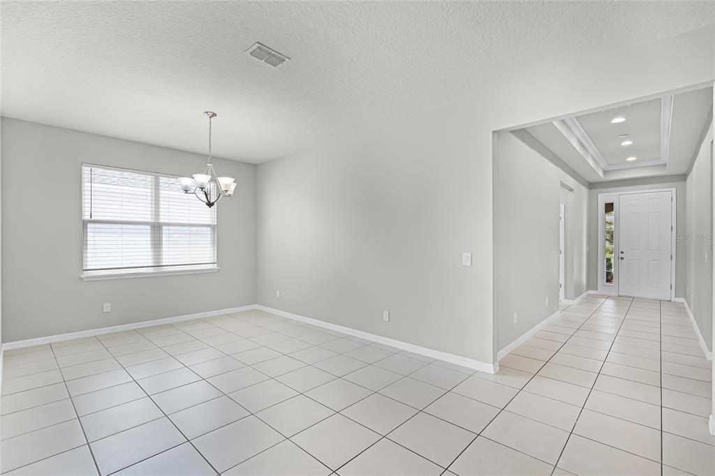 Apopka, Florida, 32712, United States, 4 Bedrooms Bedrooms, ,3 BathroomsBathrooms,Residential,For Sale,1940154