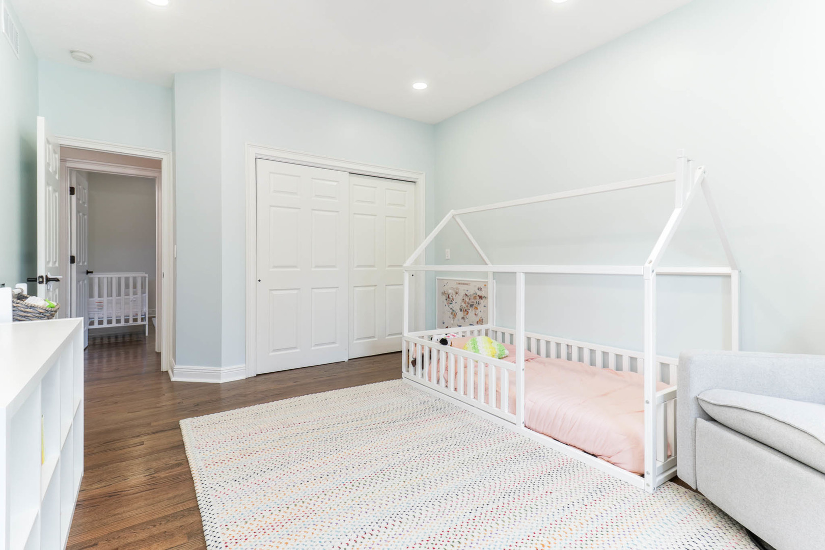 Bloomington, Illinois, 61704, United States, 5 Bedrooms Bedrooms, ,4 BathroomsBathrooms,Residential,For Sale,1991973