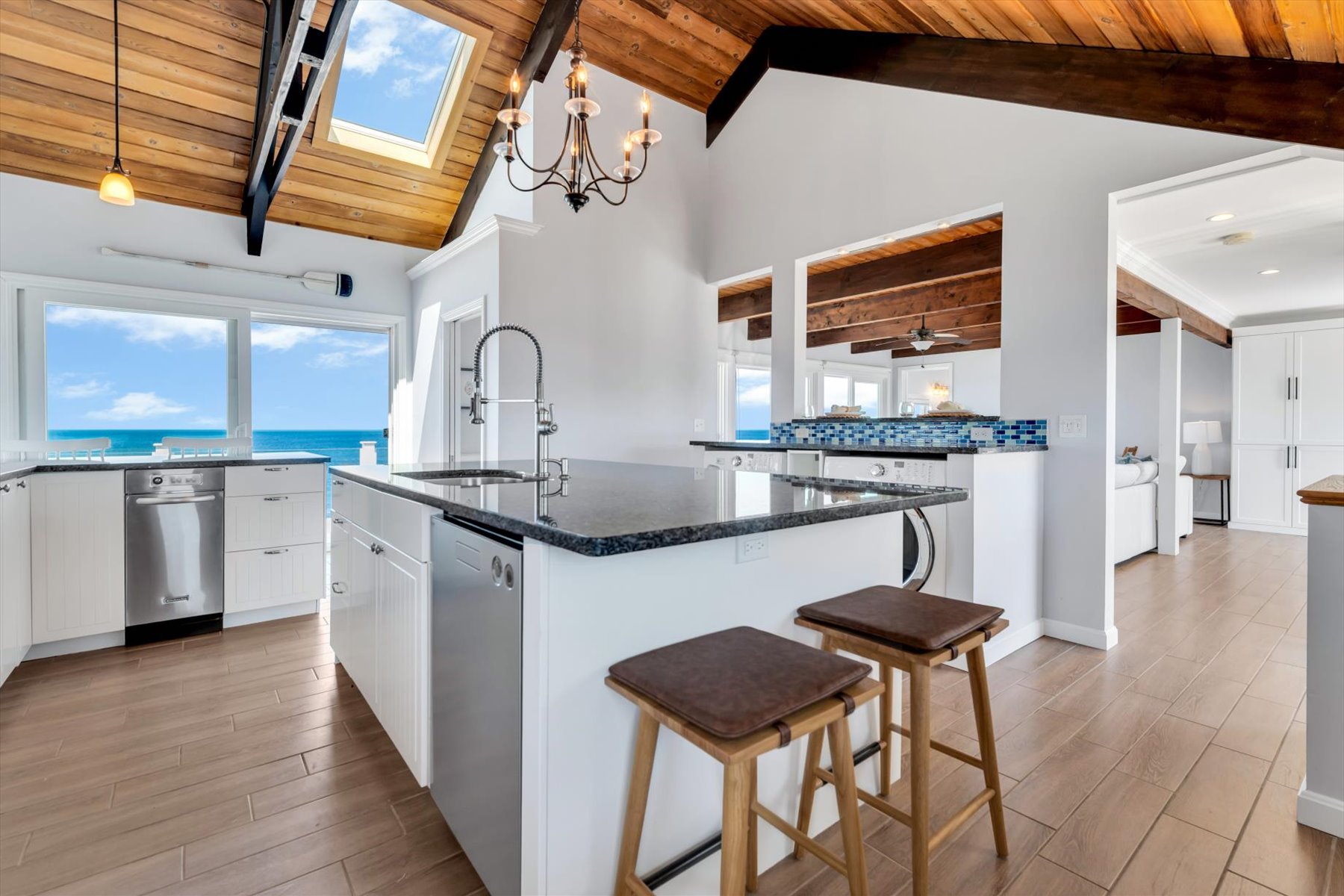  An Exceptional Waterfront Property - 物件實景