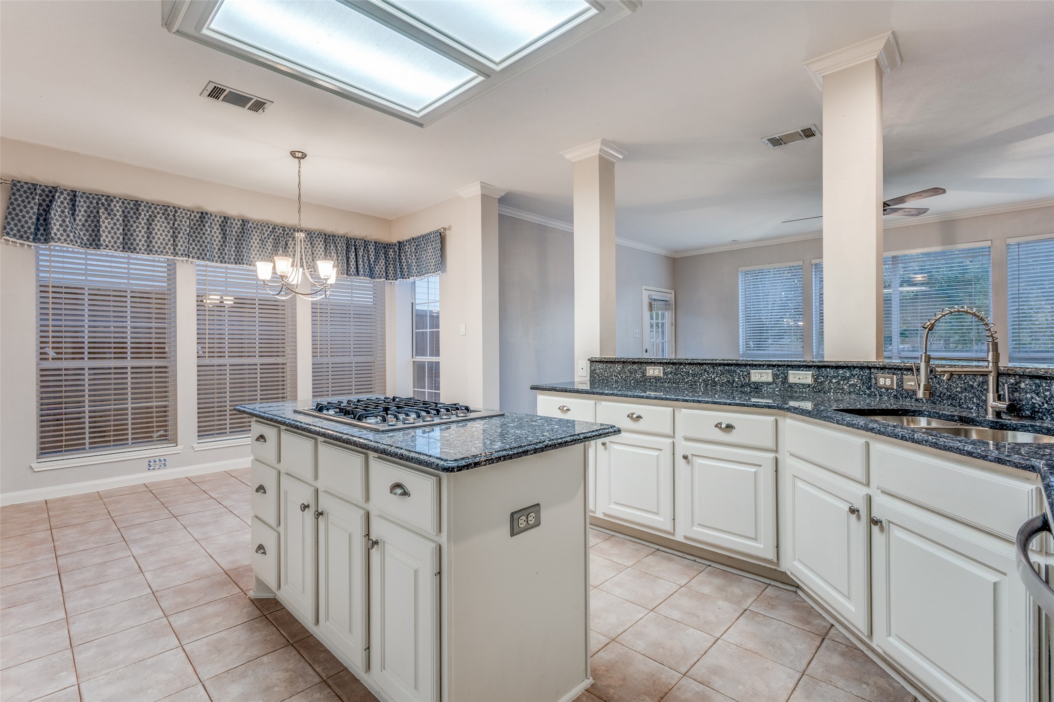 Richardson, Texas, 75082, United States, 4 Bedrooms Bedrooms, ,3 BathroomsBathrooms,Residential,For Sale,1989698