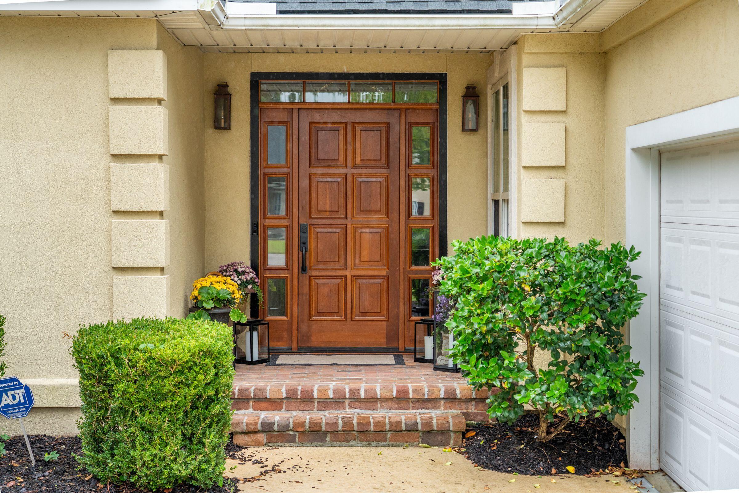 Mount Pleasant, South Carolina, 29464, United States, 3 Bedrooms Bedrooms, ,2 BathroomsBathrooms,Residential,For Sale,1979590