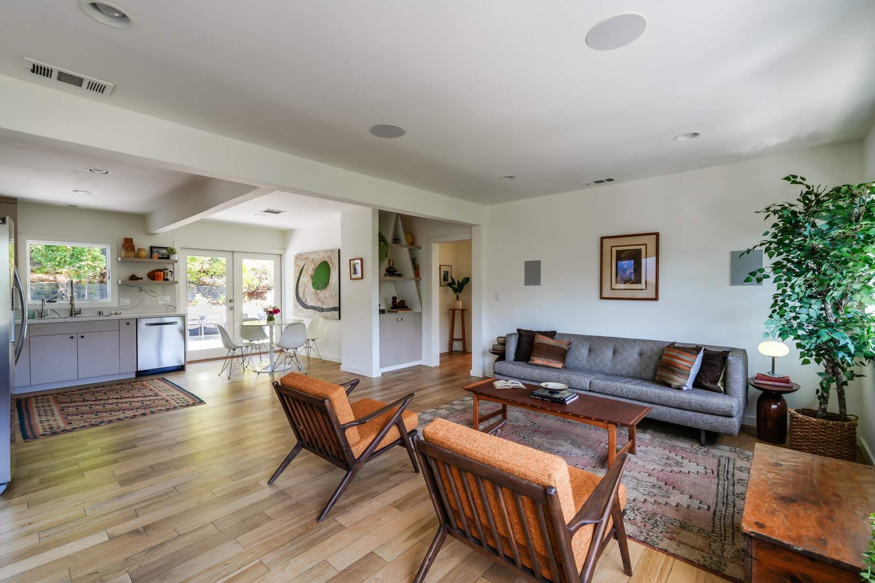  1601 Redesdale Avenue - 物件實景