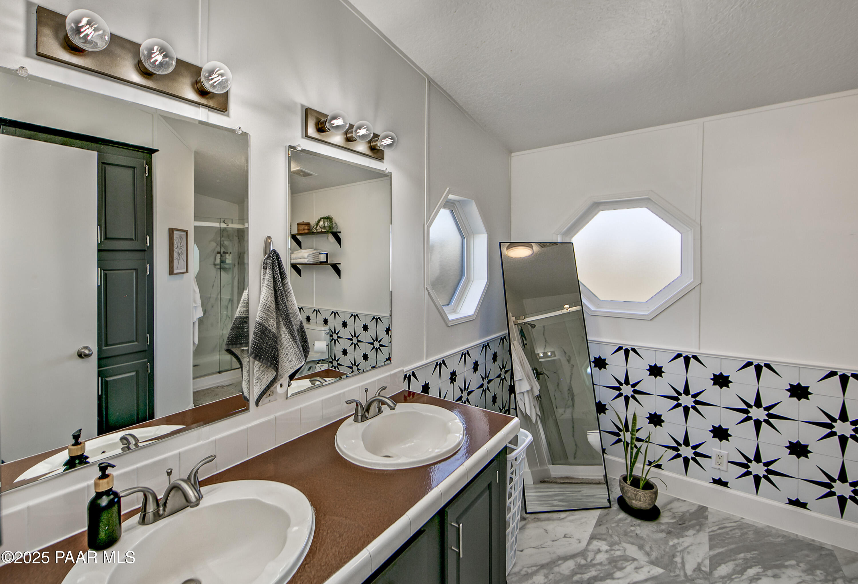 Prescott Valley, Arizona, 86315, United States, ,Residential,For Sale,1858306