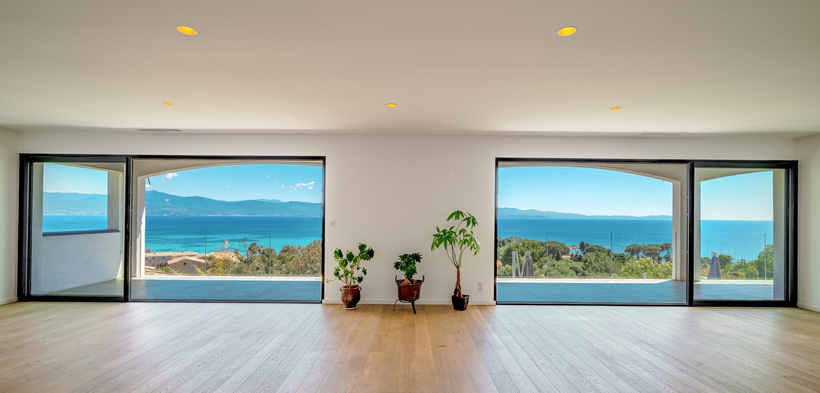  Luxury villa with pool and sea view, Sanguinary road Ajaccio - Corsica - 物件實景