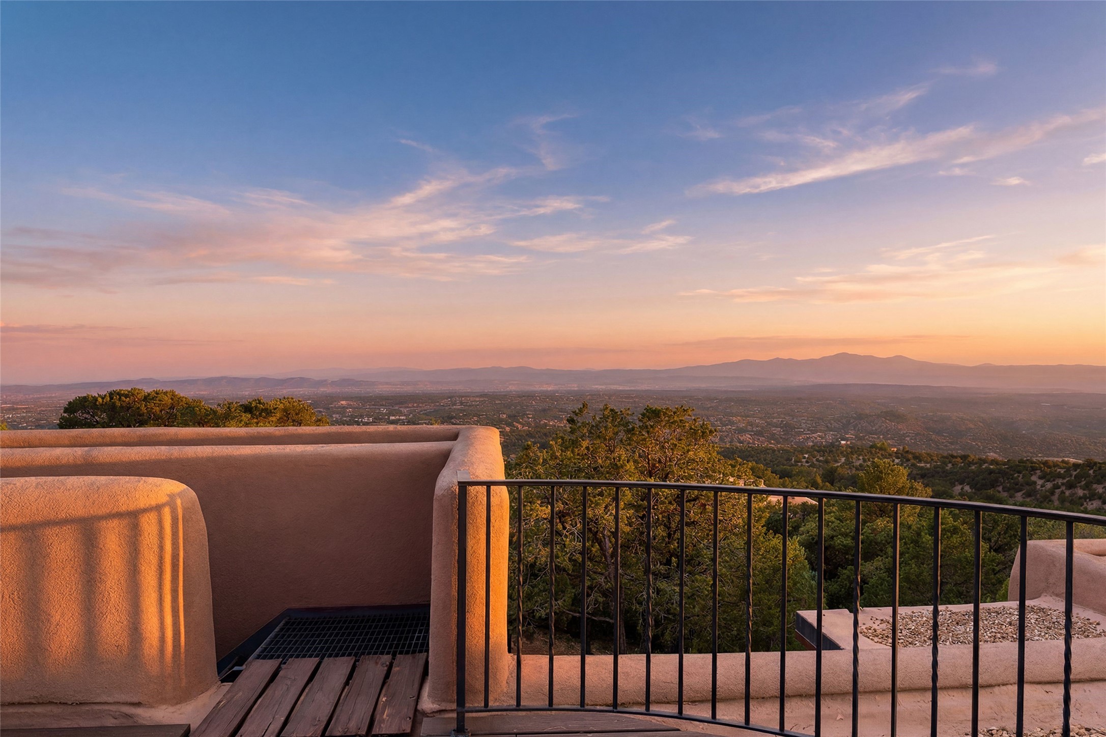  1236 N. Summit Drive - 物件實景