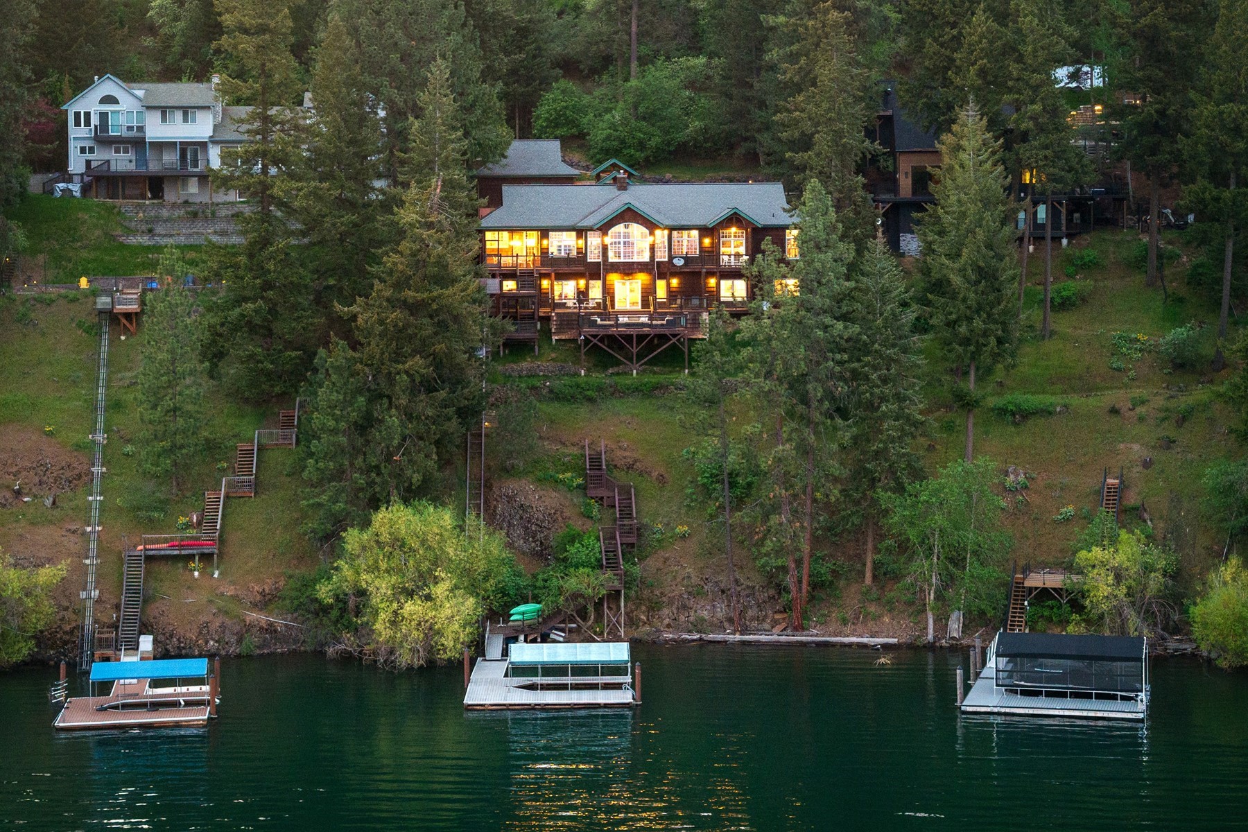  Spectacular Deepwater Hayden Lake Beauty - 物件實景