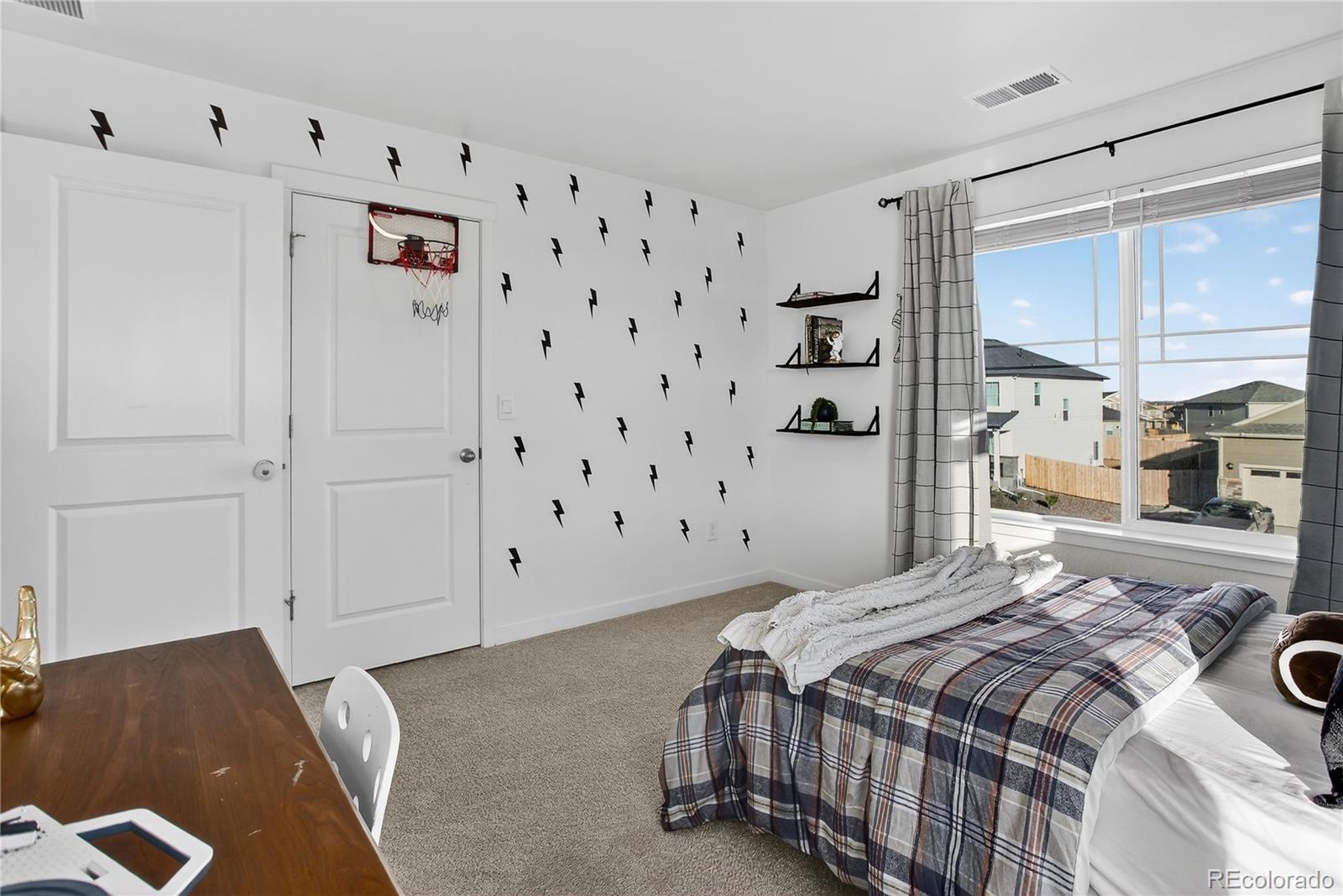 Thornton, Colorado, 80602, United States, 5 Bedrooms Bedrooms, ,3 BathroomsBathrooms,Residential,For Sale,1993257