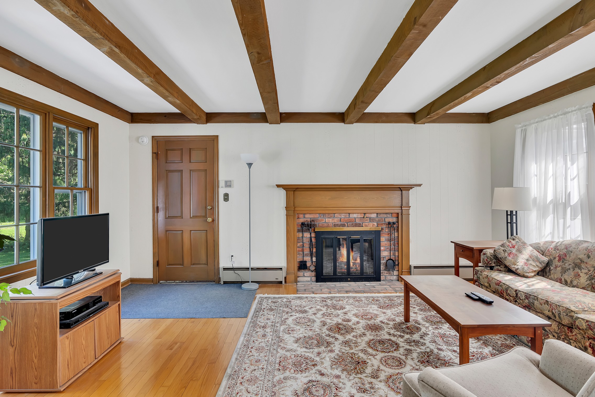  16 Longwood Drive, Bethlehem, NY, 12054 - 物件實景