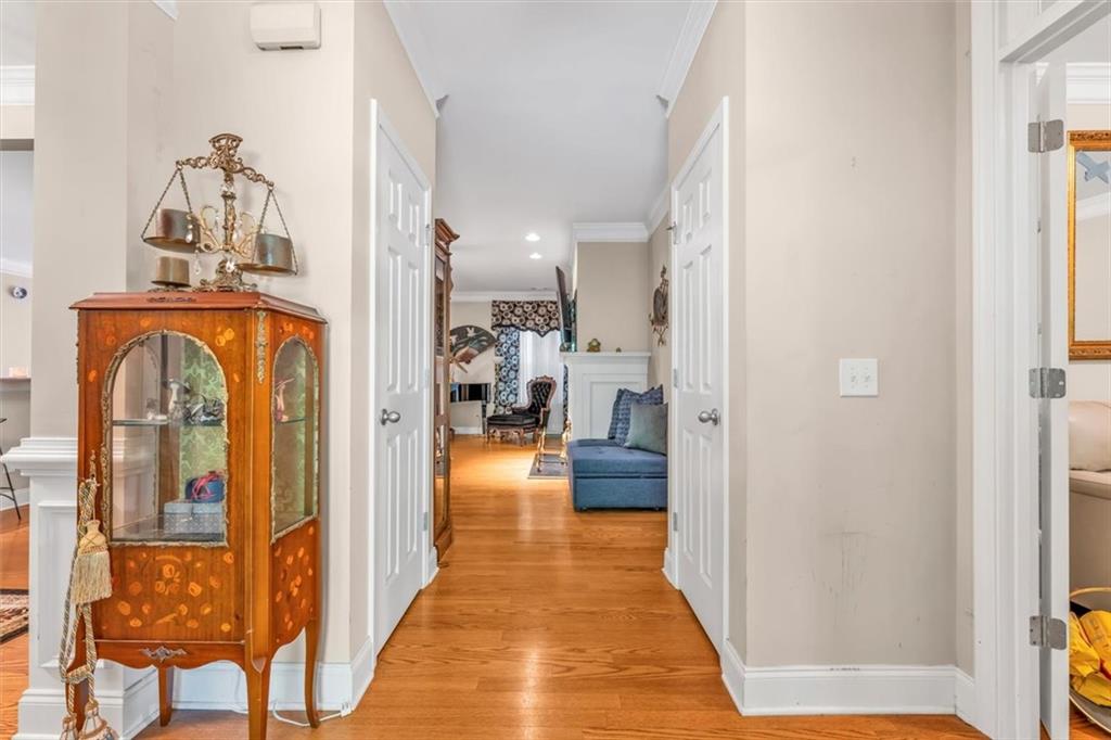 Commerce, Georgia, 30530, United States, 5 Bedrooms Bedrooms, ,4 BathroomsBathrooms,Residential,For Sale,1826945