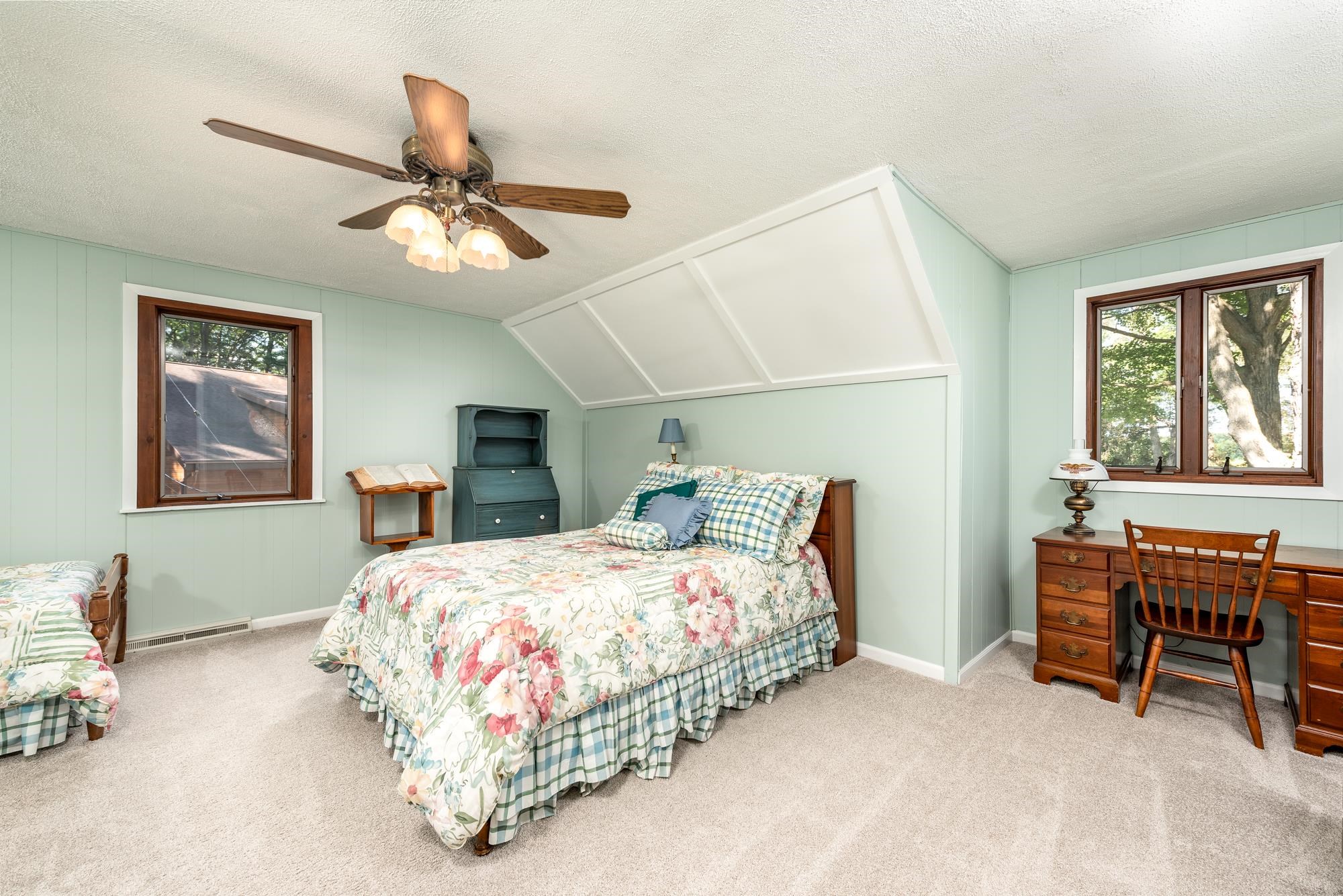 Sanford, Michigan, 48657, United States, 3 Bedrooms Bedrooms, ,3 BathroomsBathrooms,Residential,For Sale,1873518