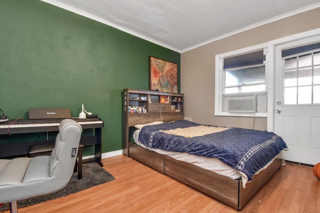 Bayonne, New Jersey, 07002, United States, 3 Bedrooms Bedrooms, ,1 BathroomBathrooms,Residential,For Sale,2000875