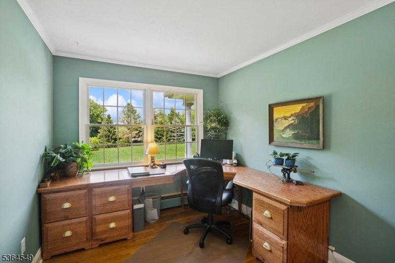 Franklin Twp., New Jersey, 08867, United States, 3 Bedrooms Bedrooms, ,2 BathroomsBathrooms,Residential,For Sale,1926340