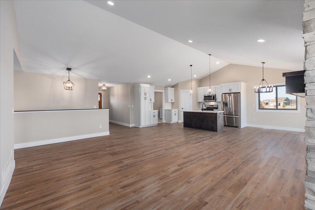 Houlton, Wisconsin, 54082, United States, 3 Bedrooms Bedrooms, ,2 BathroomsBathrooms,Residential,For Sale,1926269