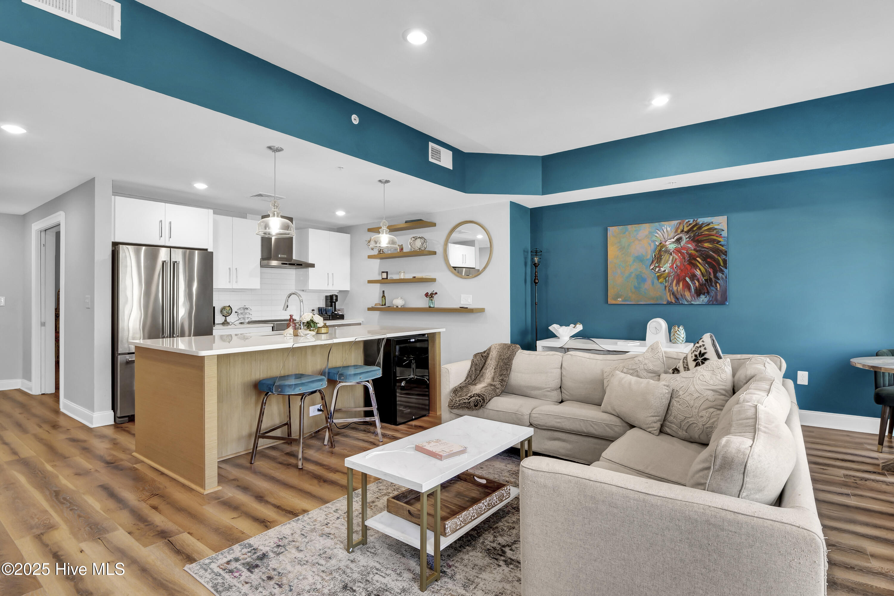 Wilmington, North Carolina, 28401, United States, 1 Bedroom Bedrooms, ,2 BathroomsBathrooms,Residential,For Sale,1705504