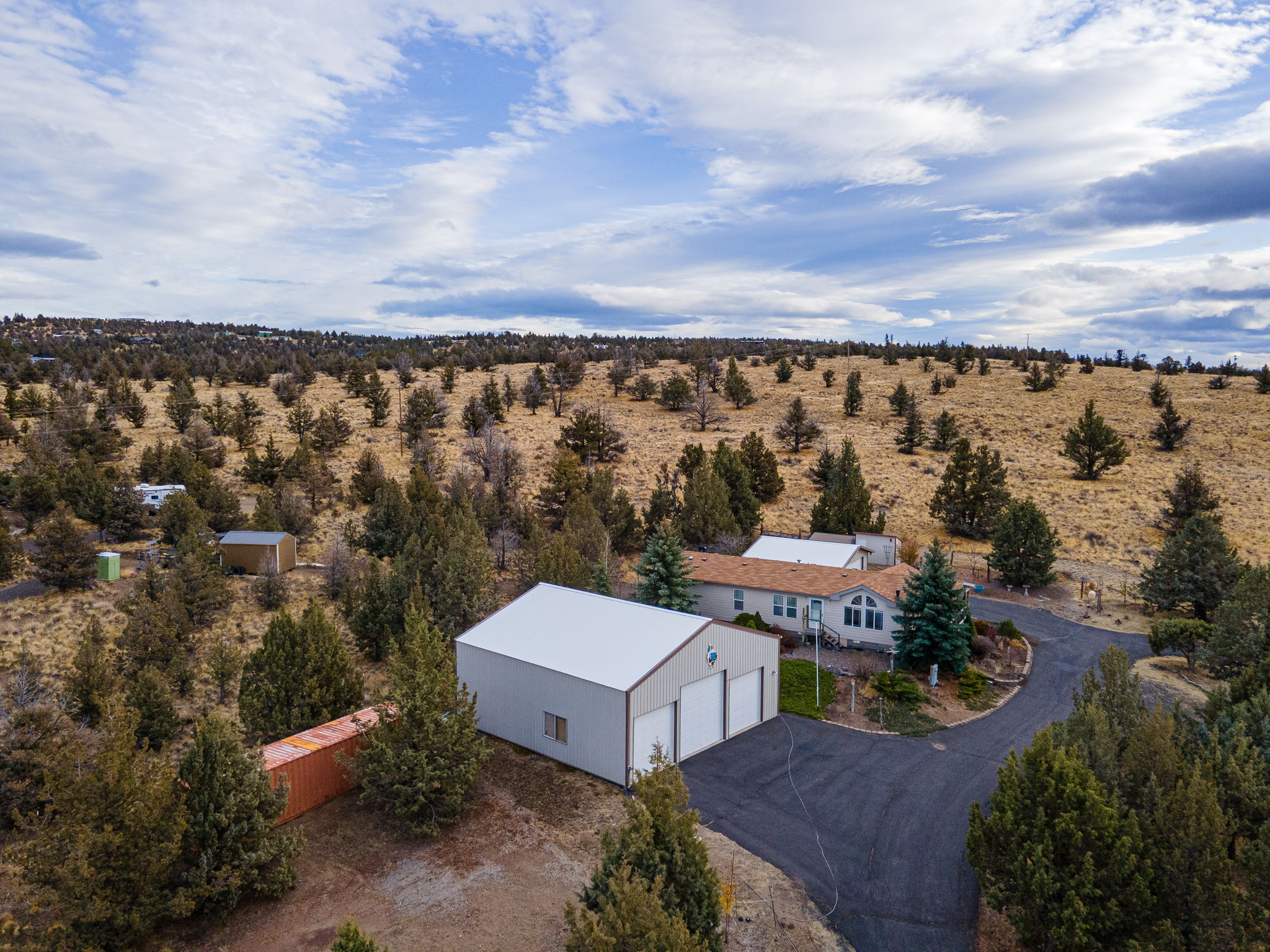 5459 SE Pawnee Lp., Prineville, Oregon, 97754, United States, 3 Bedrooms Bedrooms, ,2 BathroomsBathrooms,Residential,For Sale,5459 SE Pawnee Lp.,1658566