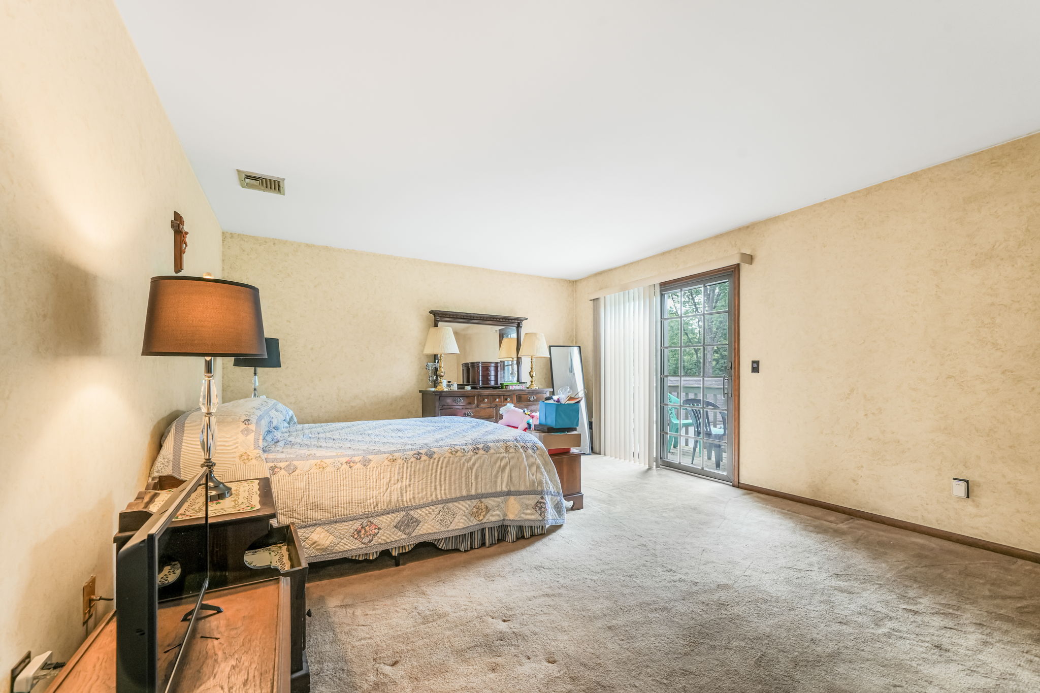 Montville, New Jersey, 07045, United States, 4 Bedrooms Bedrooms, ,4 BathroomsBathrooms,Residential,For Sale,1905700