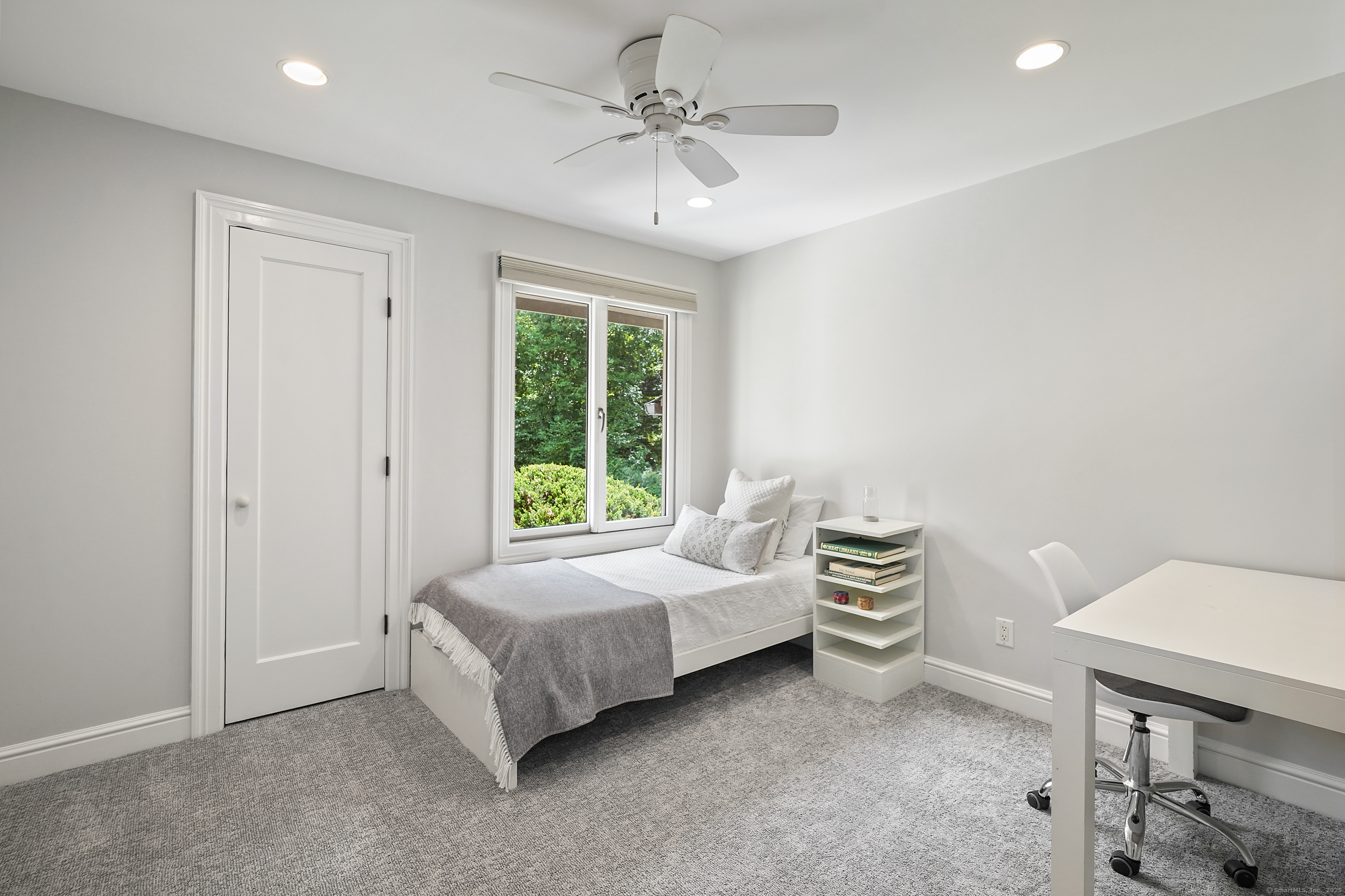 Westport, Connecticut, 06880, United States, 5 Bedrooms Bedrooms, ,6 BathroomsBathrooms,Residential,For Sale,1940592