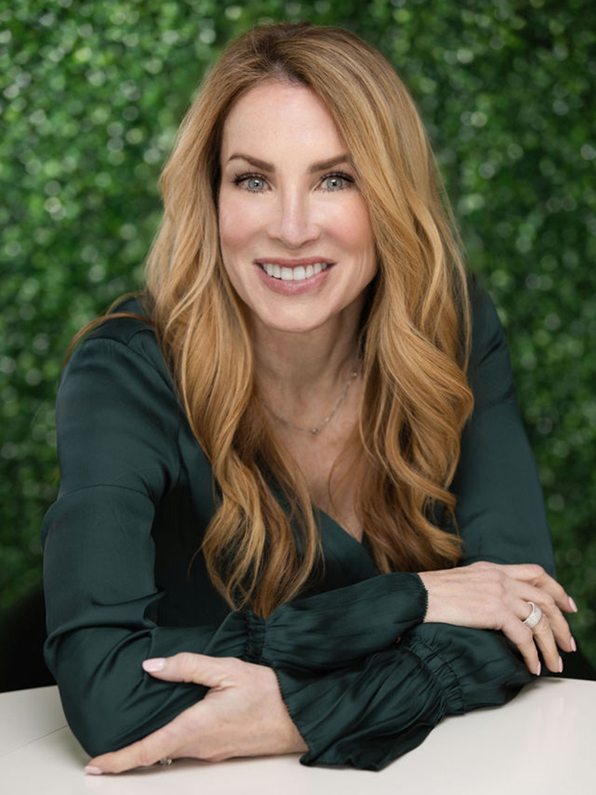 Leslie Mandrgoc