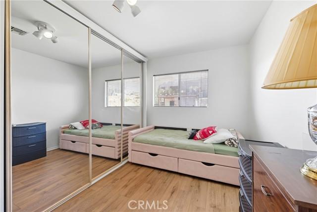 County - Los Angeles, California, 90063, United States, 4 Bedrooms Bedrooms, ,2 BathroomsBathrooms,Residential,For Sale,1984110