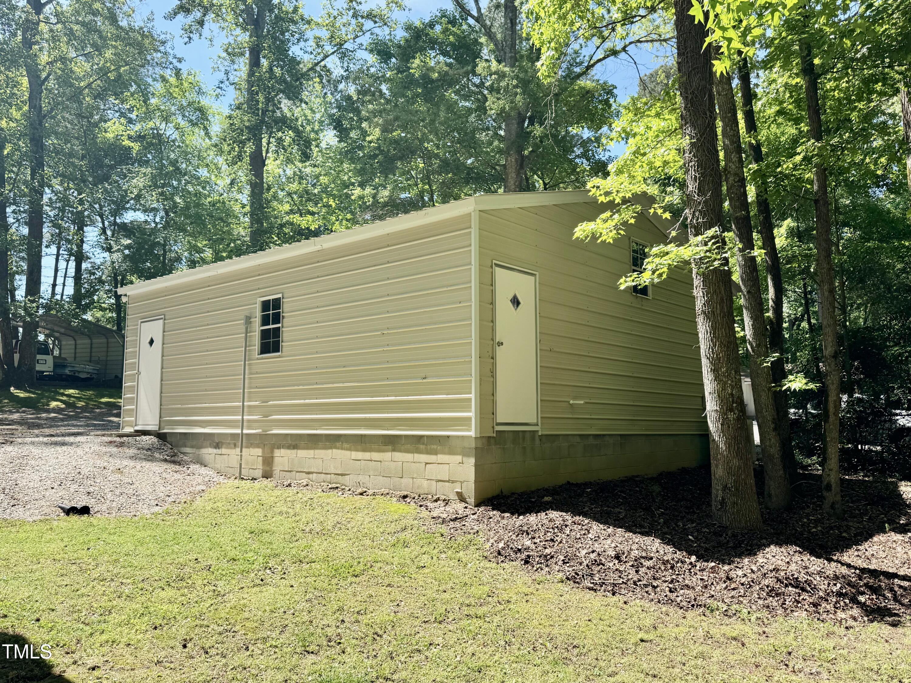 Henderson, North Carolina, 27537, United States, 3 Bedrooms Bedrooms, ,3 BathroomsBathrooms,Residential,For Sale,1848561