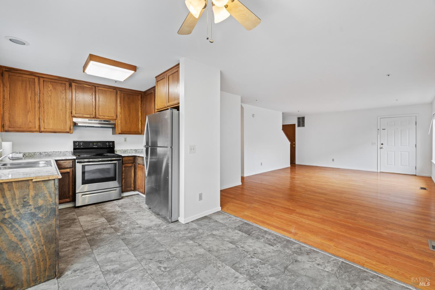 Cotati, California, 94931, United States, ,Residential,For Sale,1900640