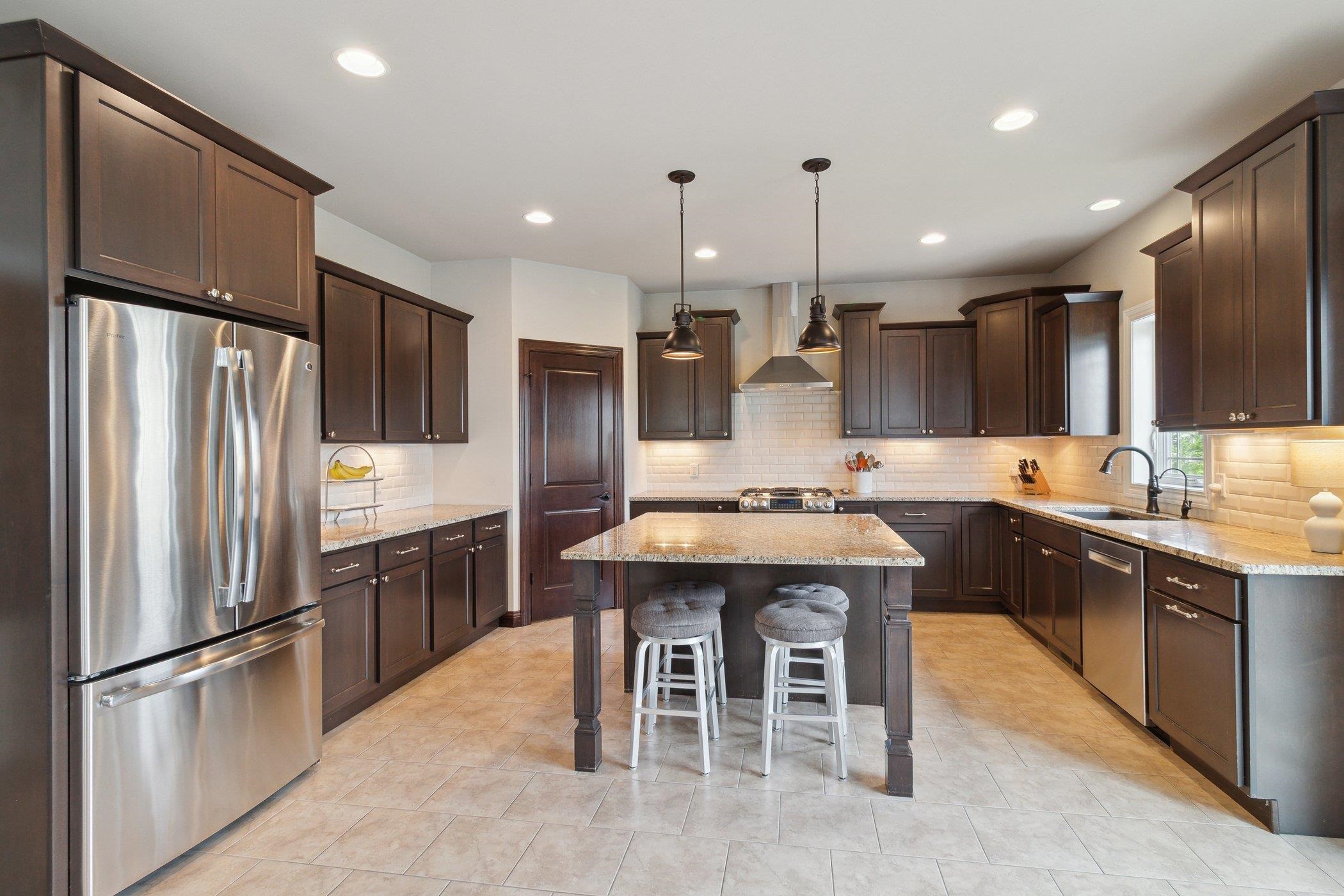 WAUNAKEE, Wisconsin, 53597, United States, 4 Bedrooms Bedrooms, ,4 BathroomsBathrooms,Residential,For Sale,1927061