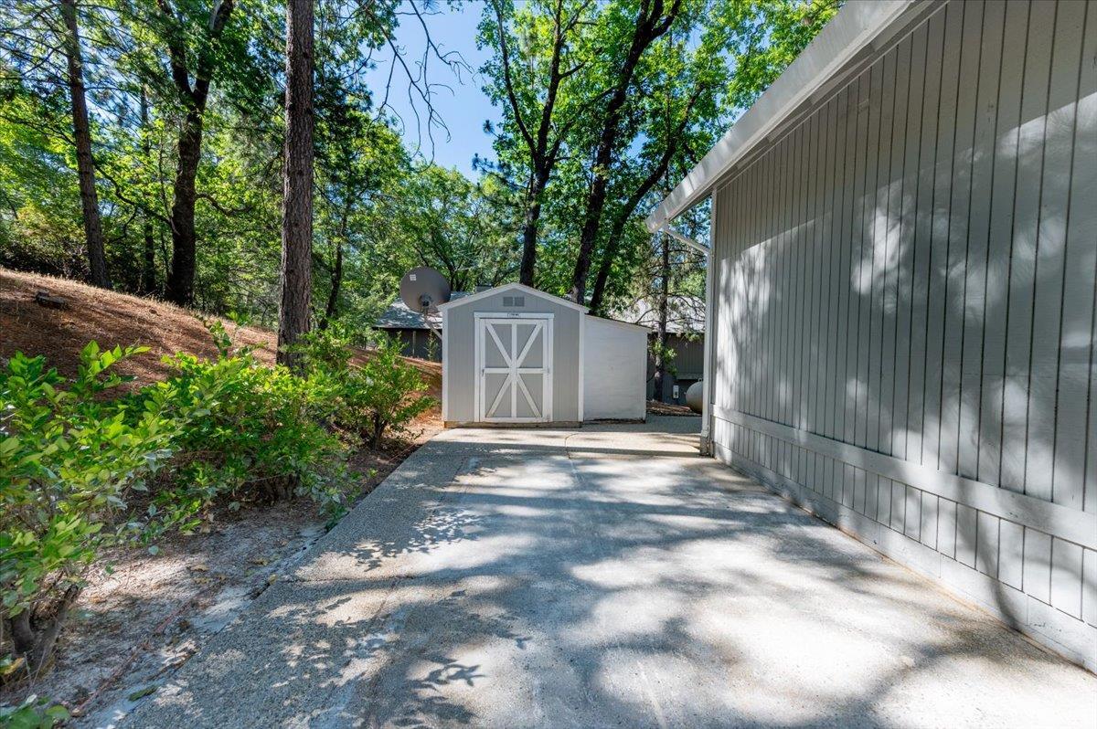 Grass Valley, California, 95949, United States, 3 Bedrooms Bedrooms, ,3 BathroomsBathrooms,Residential,For Sale,1958208