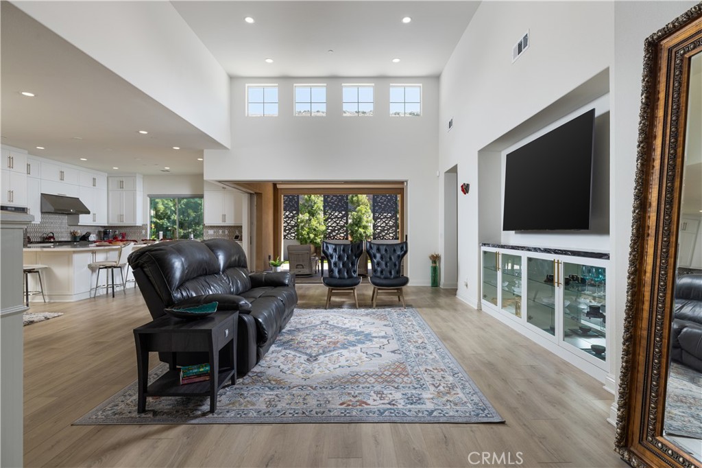 Lake Forest, California, 92679, United States, 5 Bedrooms Bedrooms, ,5 BathroomsBathrooms,Residential,For Sale,2000846