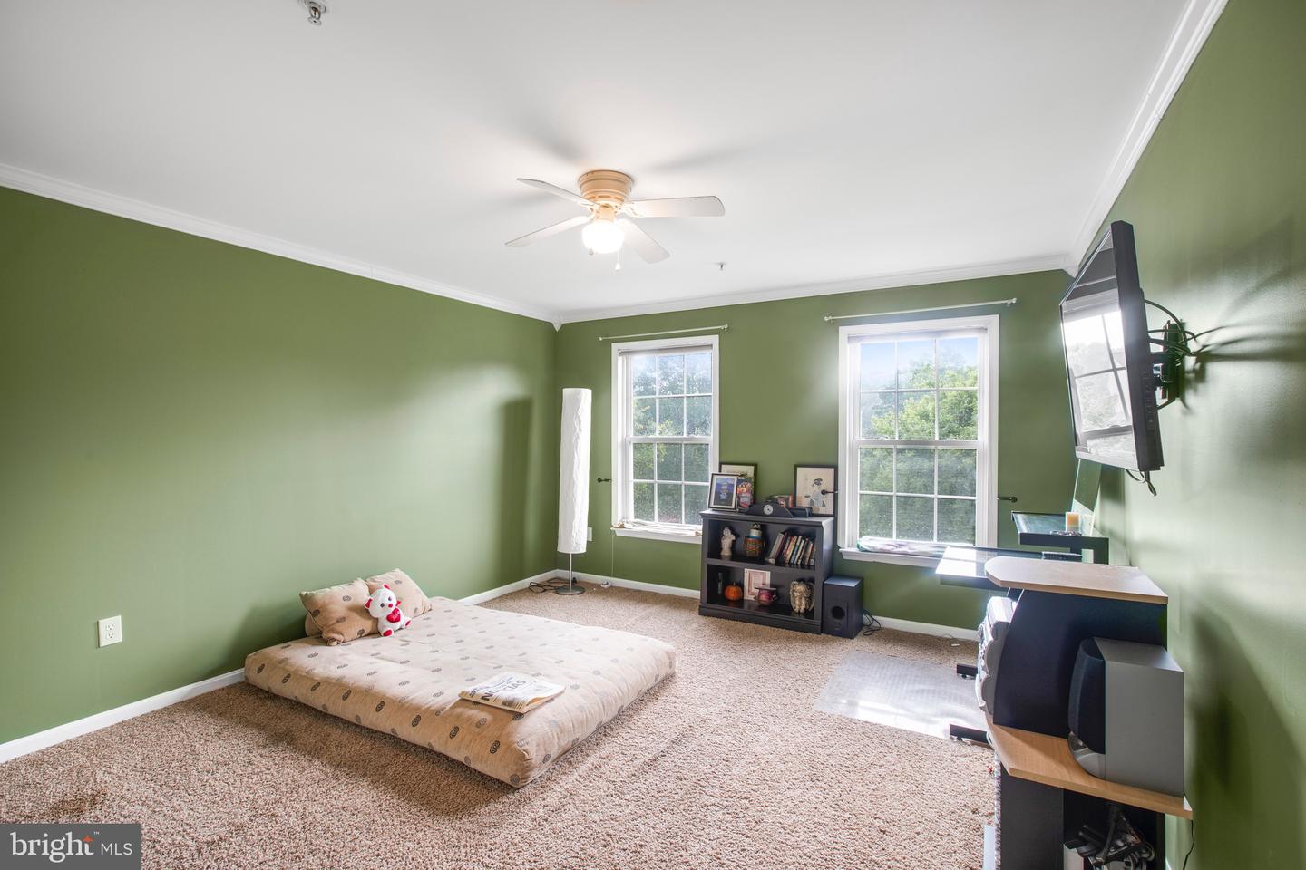 CLINTON, Maryland, 20735, United States, 4 Bedrooms Bedrooms, ,4 BathroomsBathrooms,Residential,For Sale,1982820