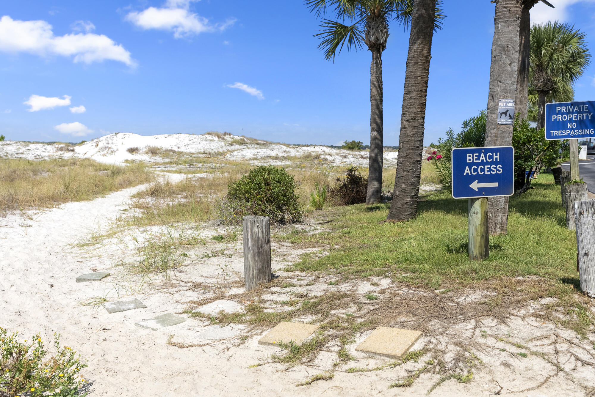 Navarre, Florida, 32566, United States, 3 Bedrooms Bedrooms, ,5 BathroomsBathrooms,Residential,For Sale,1956156