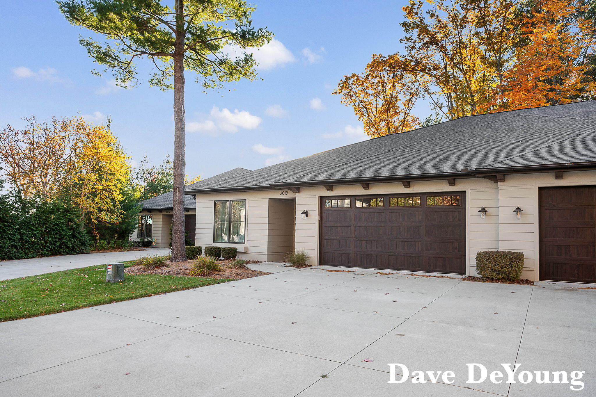 Holland, Michigan, 49424, United States, 3 Bedrooms Bedrooms, ,3 BathroomsBathrooms,Residential,For Sale,1986550