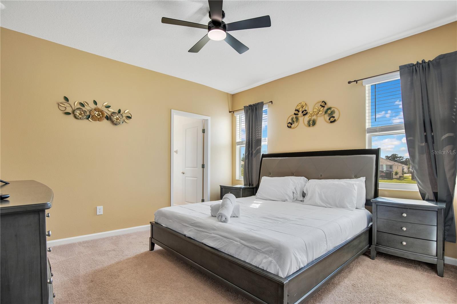 KISSIMMEE, Florida, 34746, United States, 15 Bedrooms Bedrooms, ,16 BathroomsBathrooms,Residential,For Sale,1977749